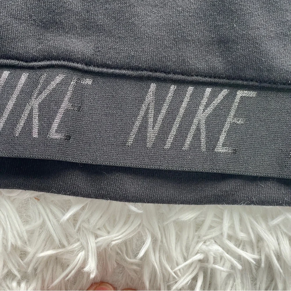 Nike DriFit Funnel Neck Sweatshirt